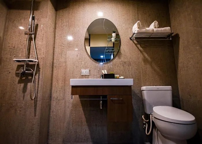 Q Suites 46 3* Bangkok