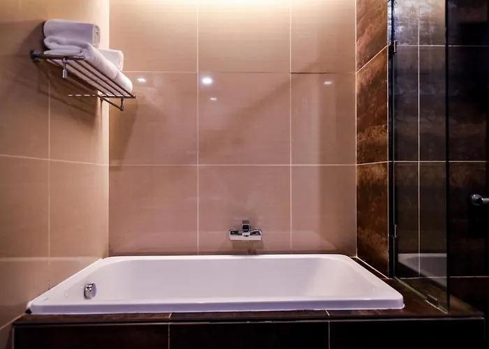 Q Suites 46 Aparthotel