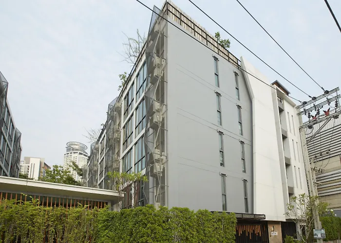 Q Suites 46